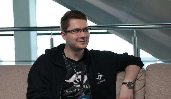 铁杆在现场：英超首轮焦点 曼联vs阿森纳