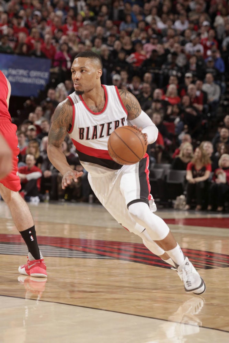 瓦伦西亚vs比利亚雷亚尔全场数据：射门数22-9，射正数5-2